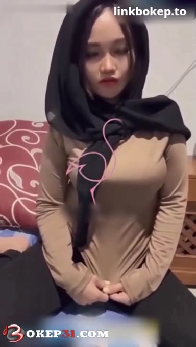 Background for Bokep Ibu Kost Maksa Masuk Kost Pengin Diewe