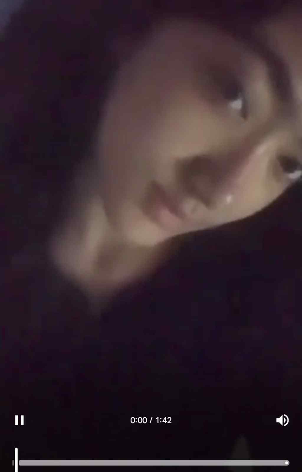 Background nonton video viral Syakirah Pap Tete Sambil Colmek